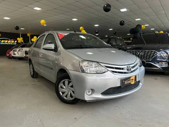 TOYOTA ETIOS 1.5 X SEDAN 16V FLEX 4P MANUAL